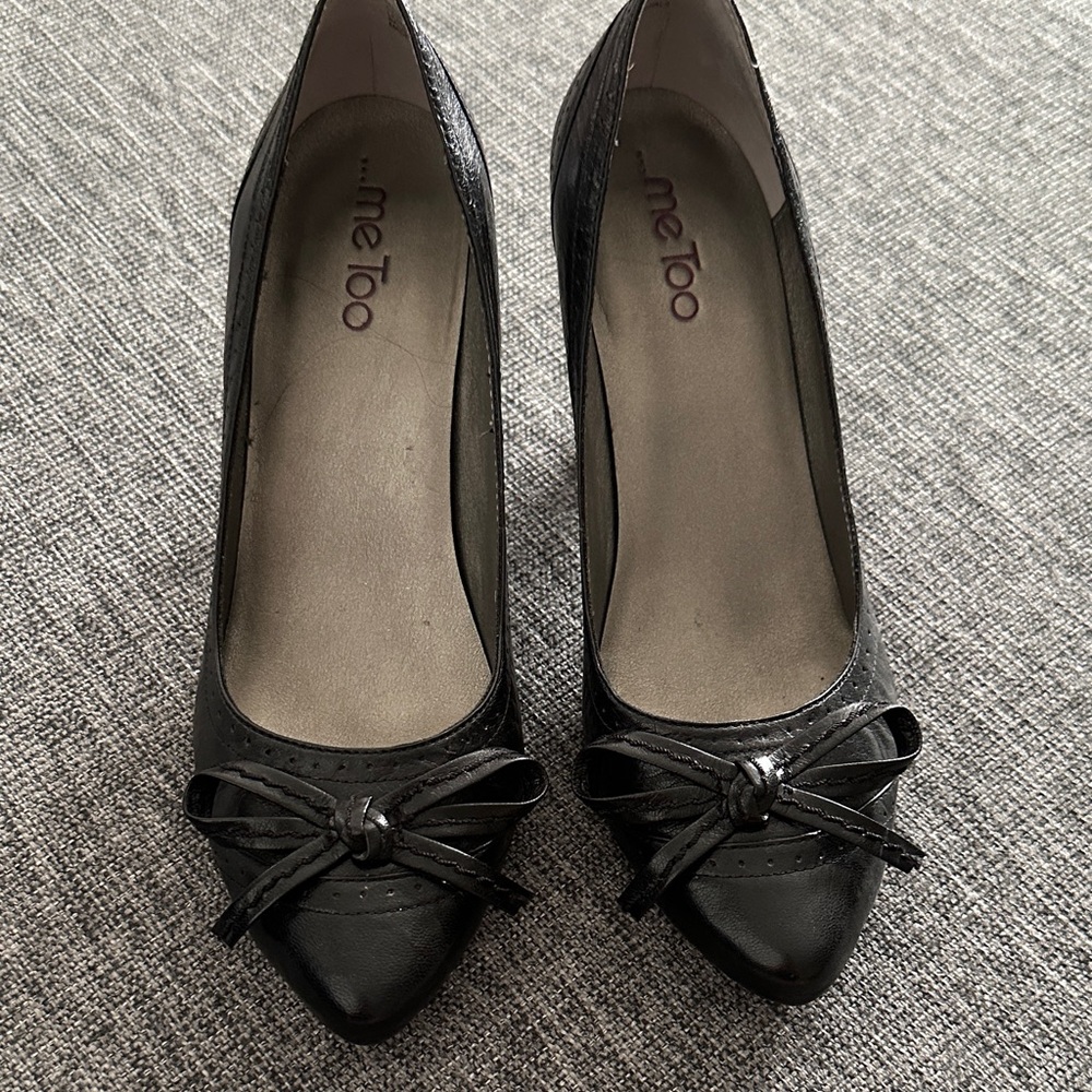 Me Too Black Heels with Bow Detail